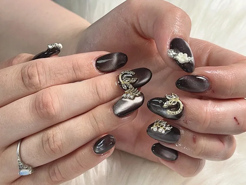 Phoenix Royals Nails Spa