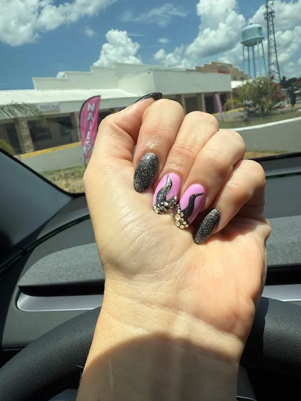 Phoenix Royals Nails Spa