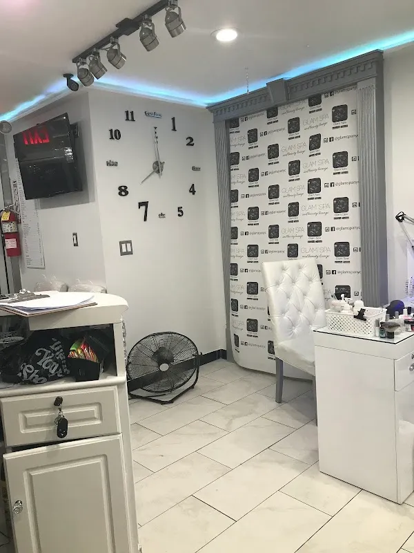 Glam Spa and Beauty Lounge