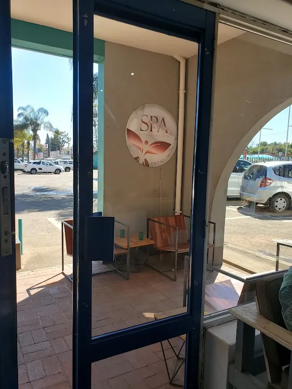 LA’s Hair Studio