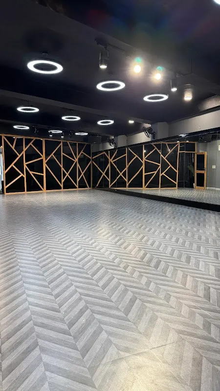 D+ Dance Studio