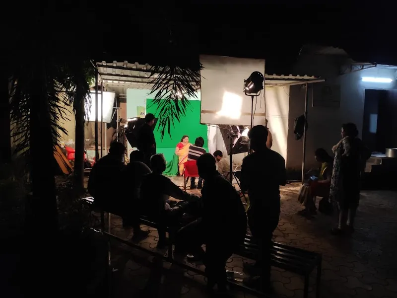 Red Shade Studio
