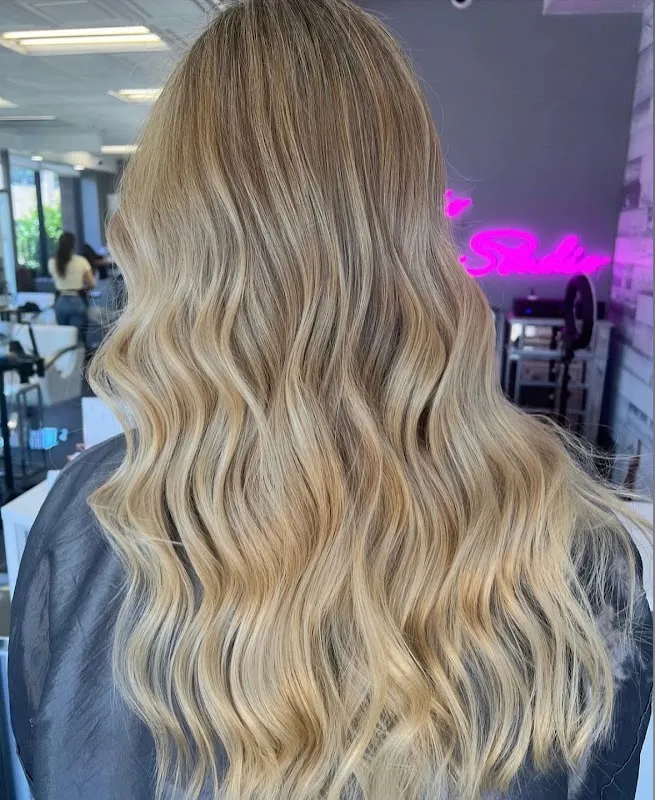 LUXE HAIR STUDIO