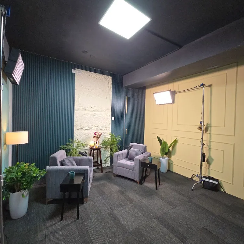 Taperfox Prime Podcast Studio