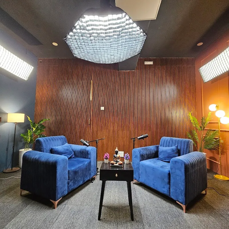 Taperfox Prime Podcast Studio