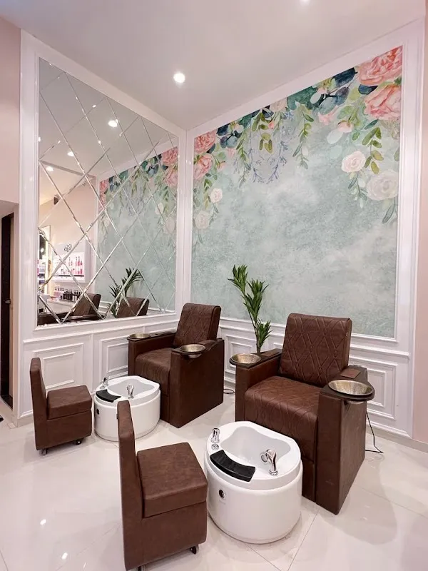Lookwell Salon - New Panvel