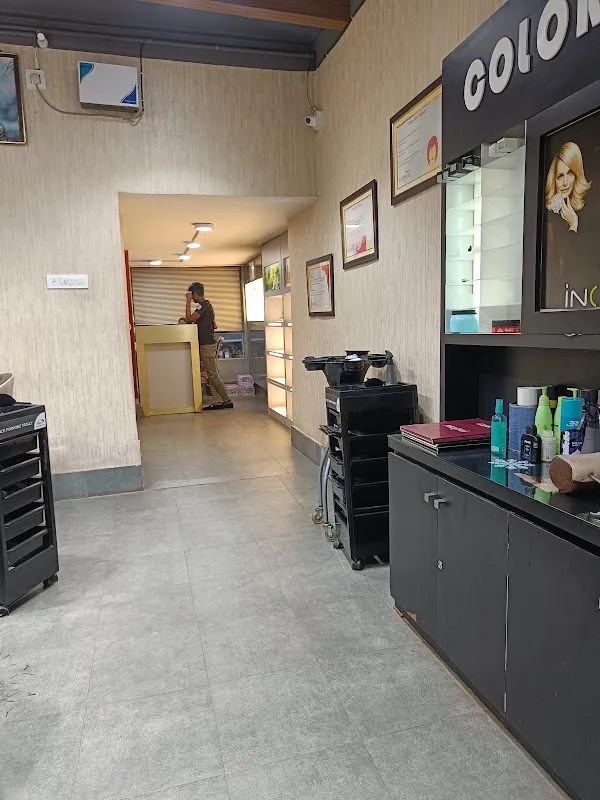STUDIO11 Salon & Spa Saheed Nagar