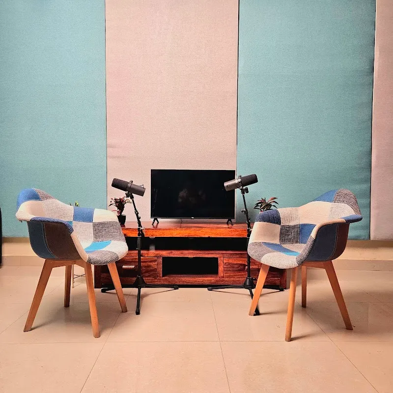 Taperfox Podcast Studio