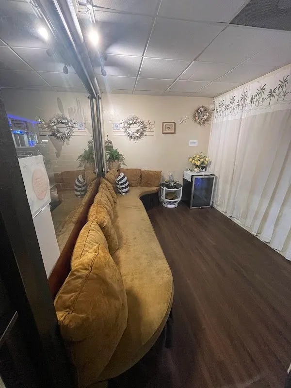 Belmont Shore Spa