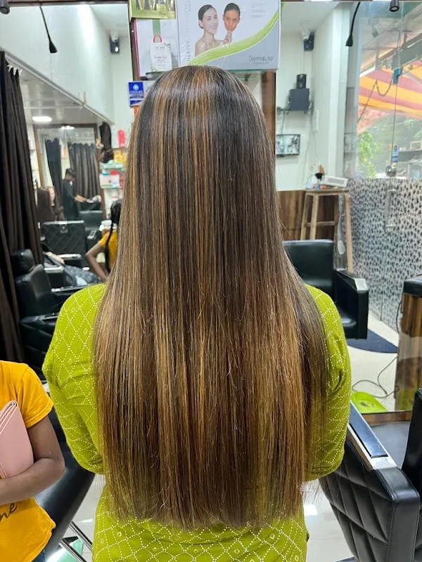 Unilooks Family Salon