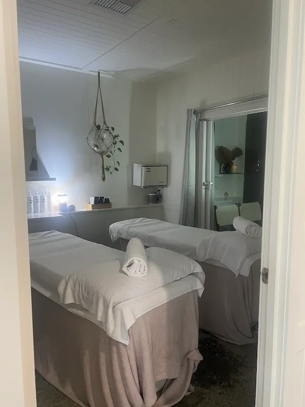 Noosa Facial Lounge