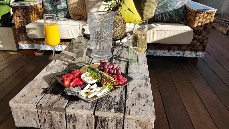Noosa Facial Lounge