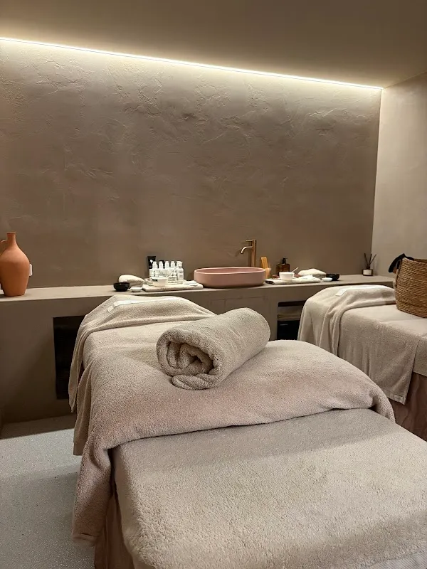 Noosa Facial Lounge