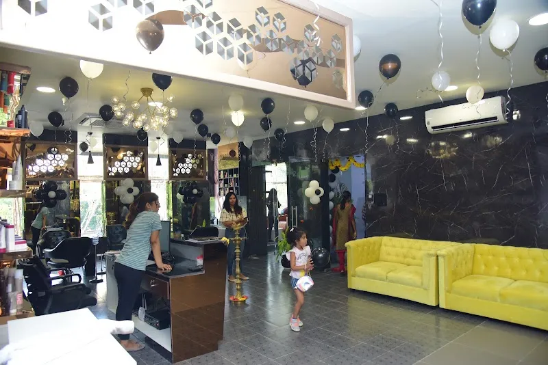 Toni&Guy Hairdressing, Electronic City