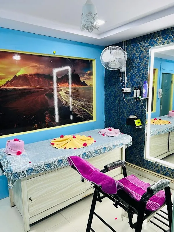 SRI M1 UNISEX FAMILY SALON