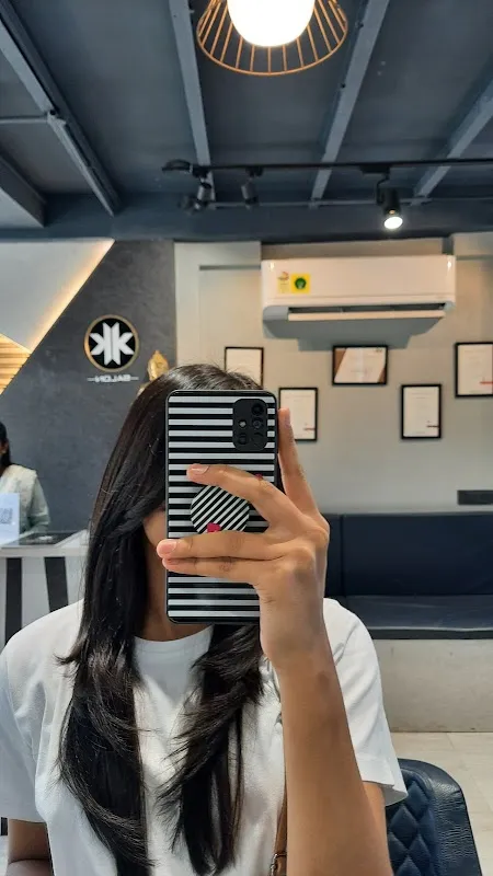 KK Hair Beauty & Nail Lounge