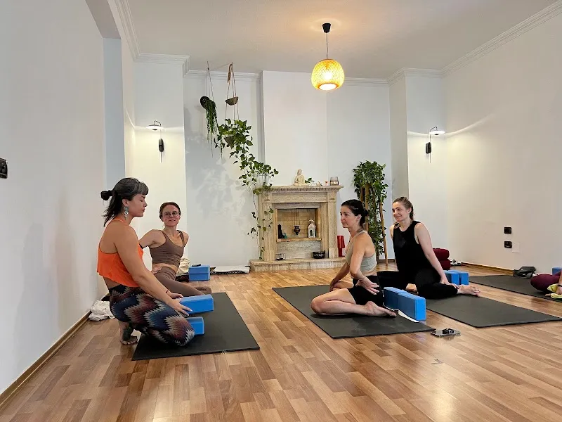 Tirana Yoga