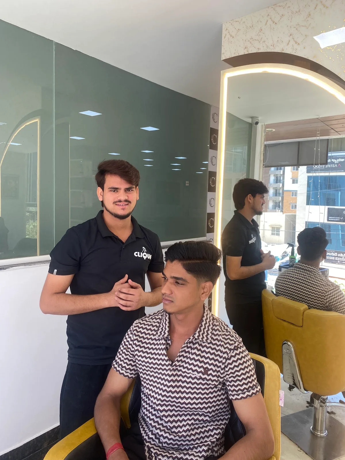 Clique Unisex Salon - Nagavara
