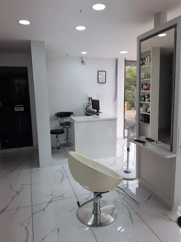 The 46 Creativity Unisex Salon