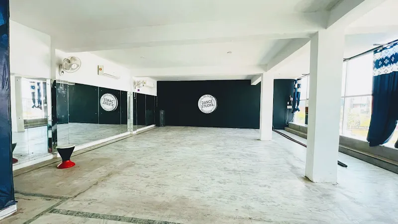 Feel the beat dance studio