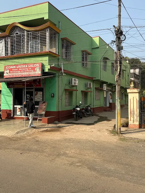 Iconik unisex salon Suri West Bengal