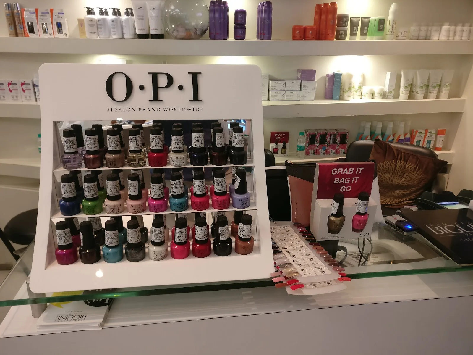 Jean-Claude Biguine Salon & Spa, Juhu