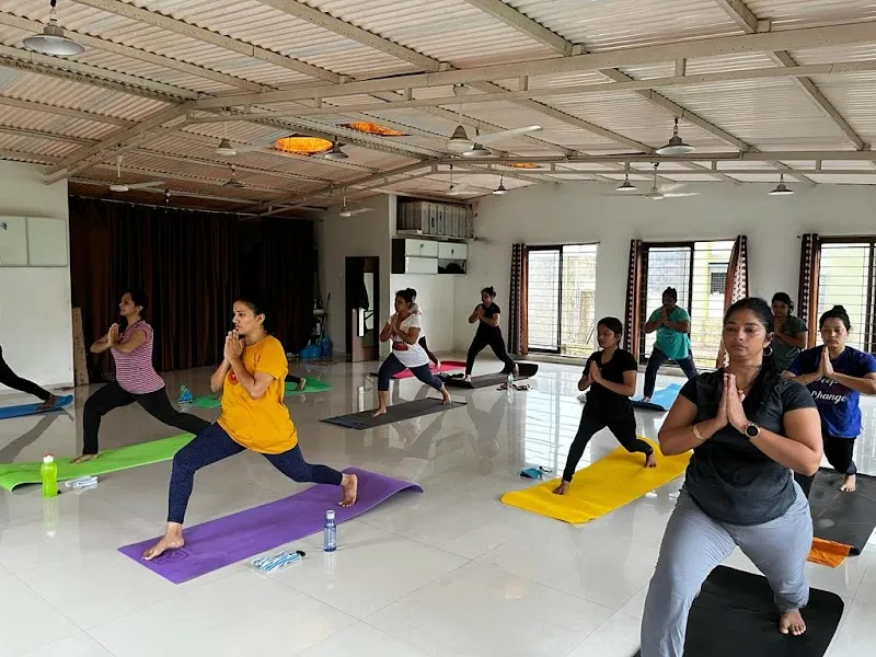 Stretch - The Yoga & Fitness Hub