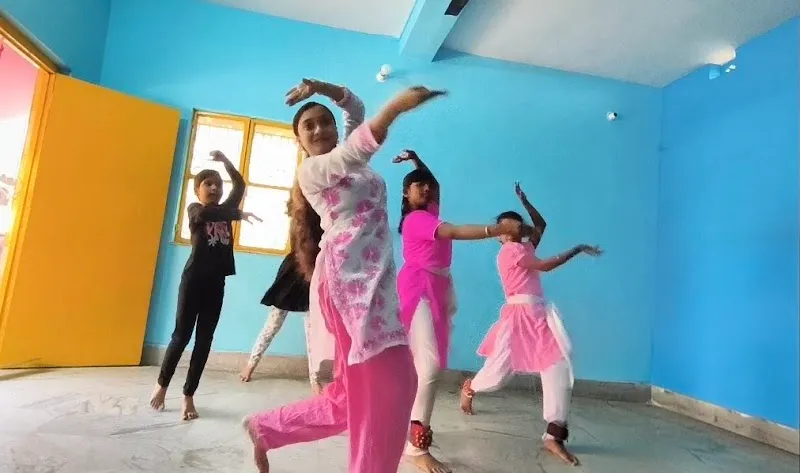 Chitrayan Art and Dance School