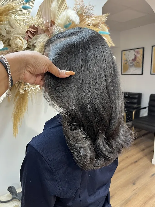 A Vibe Called Hair - Houston Walk in Hair Salon offering Extensions & Silk Press