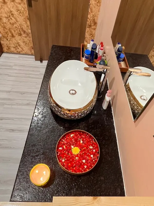 The Zen Spa & Lounge