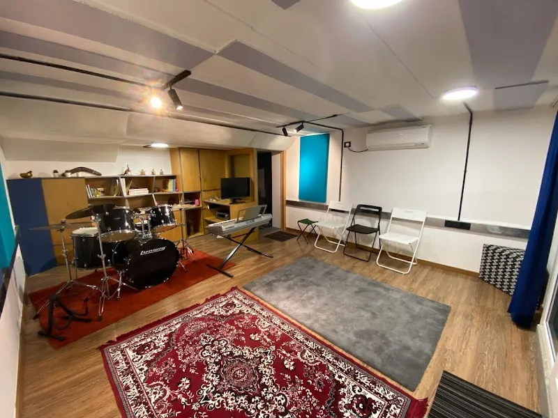 Good Vibes studio