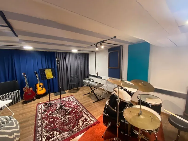 Good Vibes studio