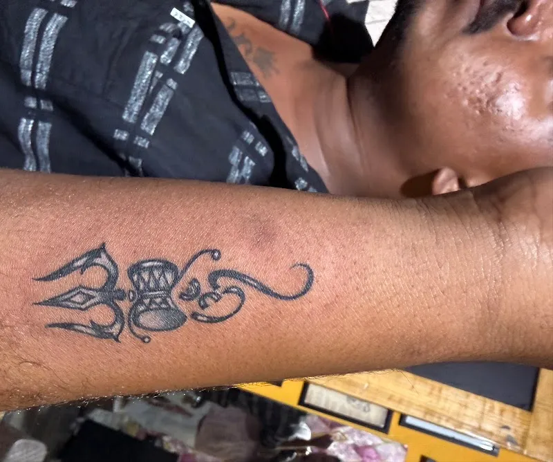 Black moon tattoo studio - Best tattoo shop