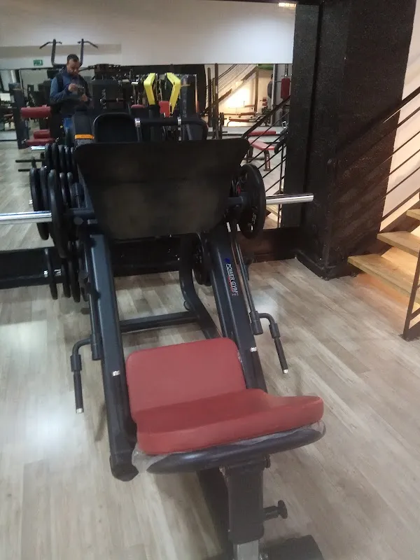 Fitness life gym
