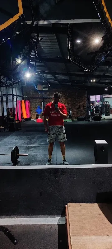 Fitness life gym