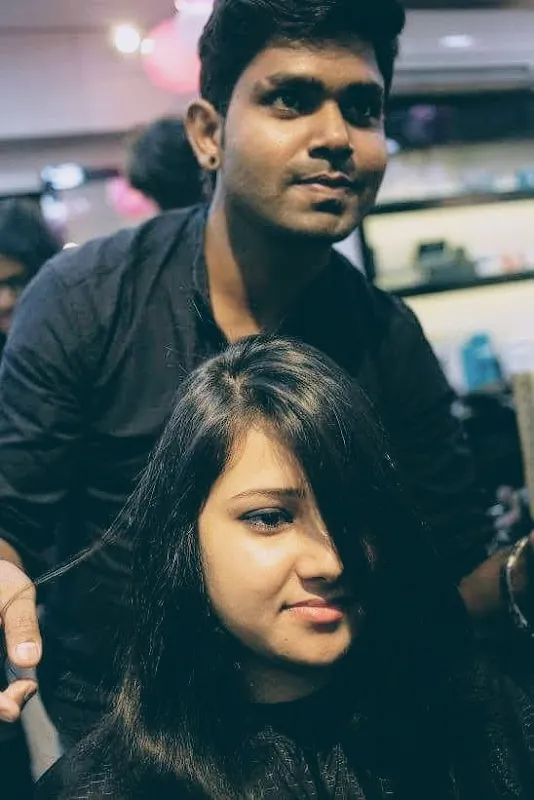 Bashir Khan Hair staylist professional.