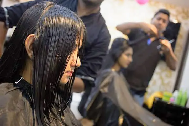 Bashir Khan Hair staylist professional.
