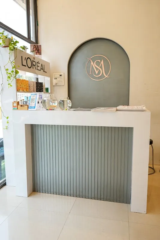 Make Me Shine Family Salon