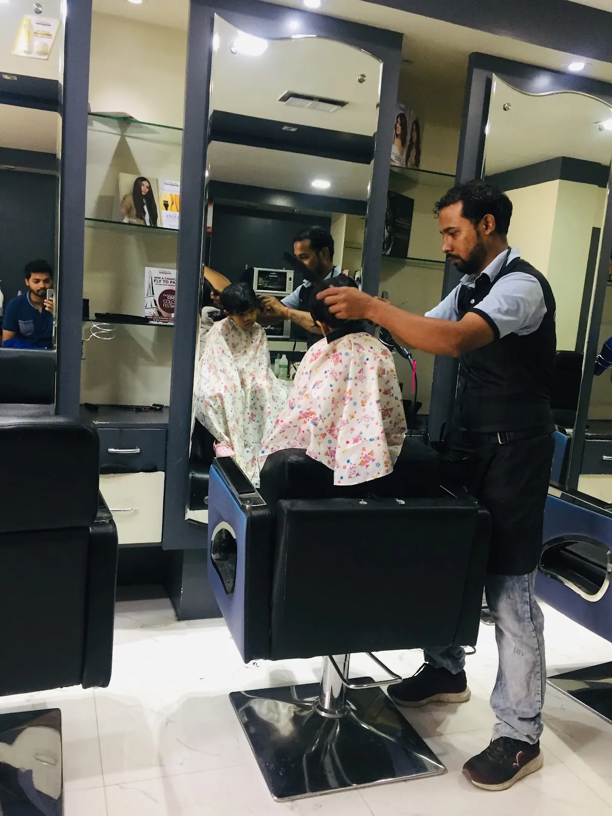 Lakme Salon Saket Indore