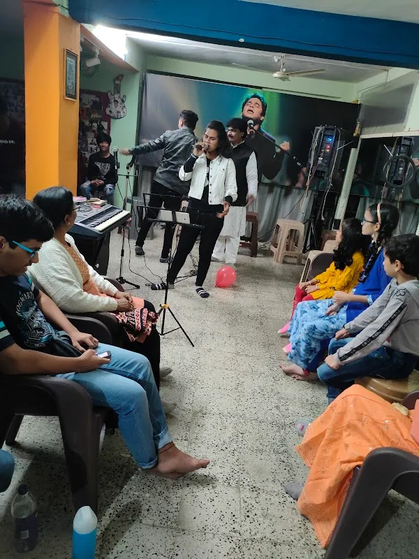 Rockstar music and dance academy