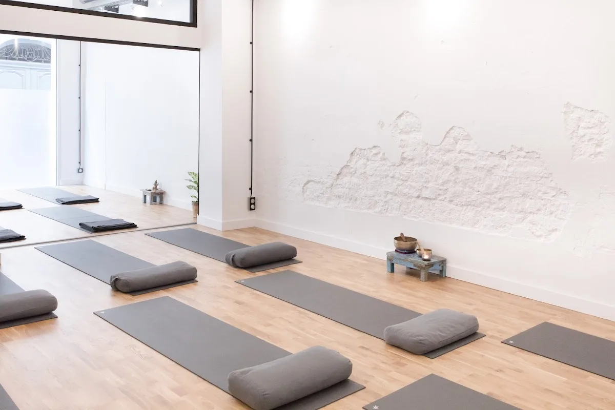 Sputnik Yoga Space
