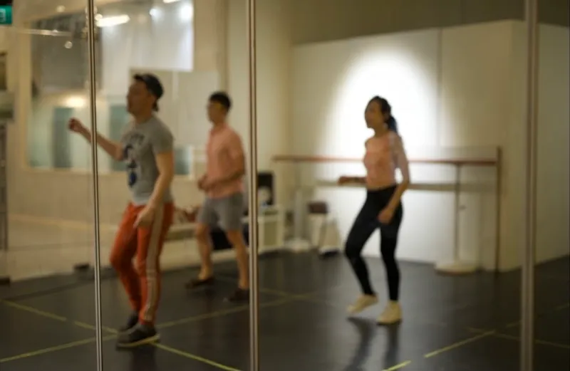 En Motion Dance School