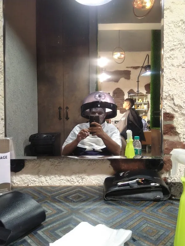 Monalisa salon