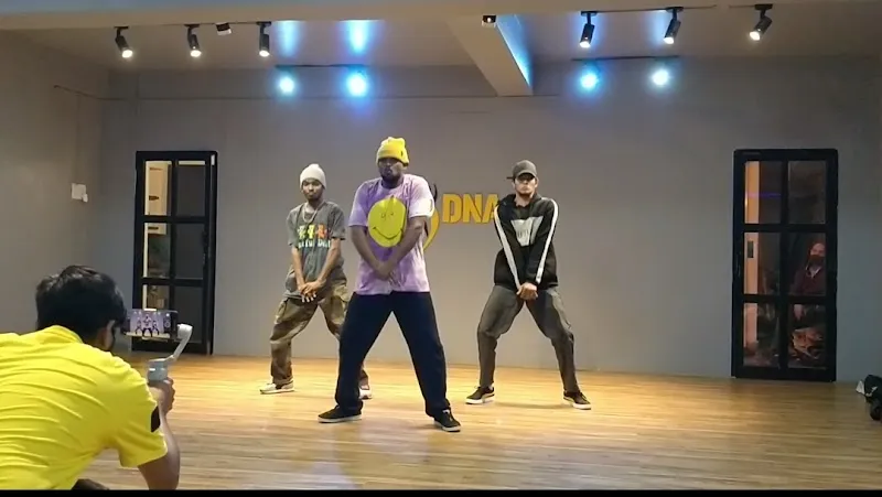 DNA Dance N' Addiction Studio