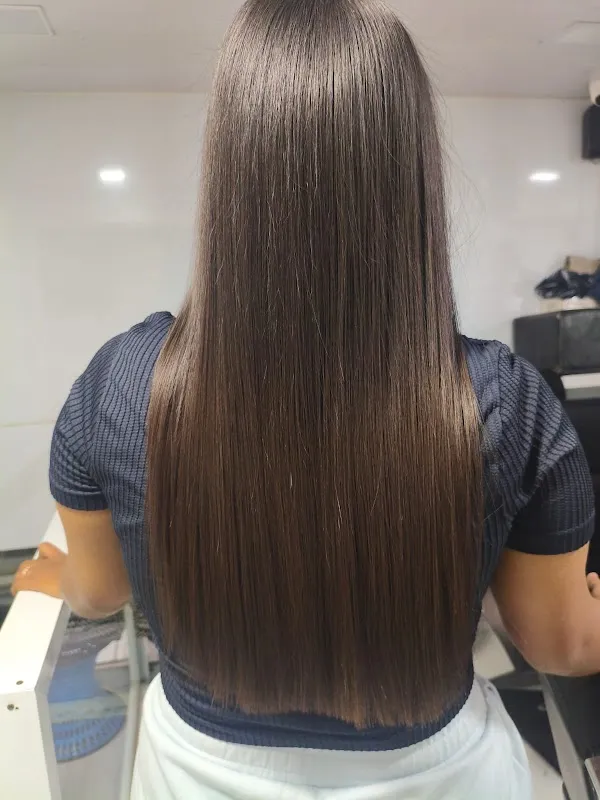 Yuva Unisex Salon युवा