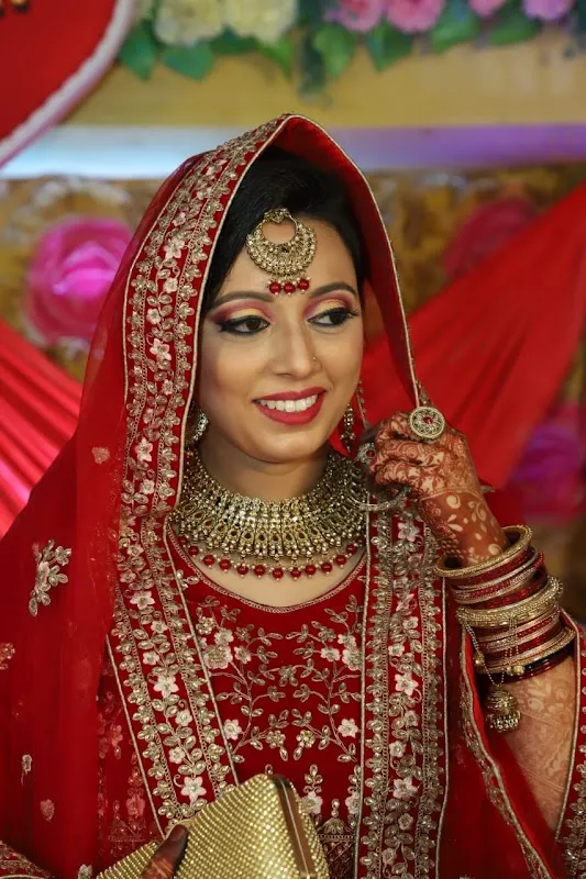GLORY BEAUTY PARLOUR