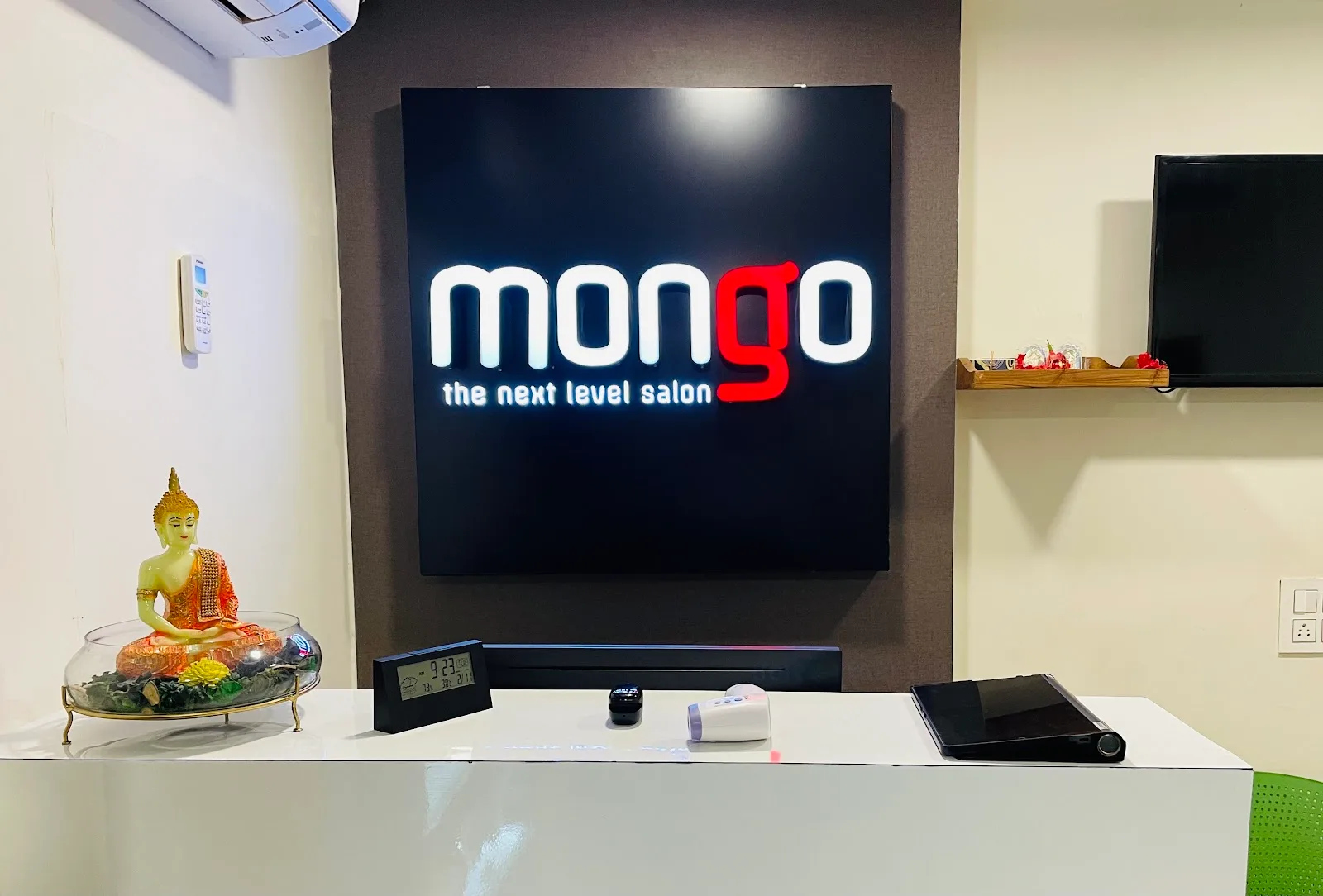 Mongo - The Next Level Salon | Chrompet | Beauty Salon