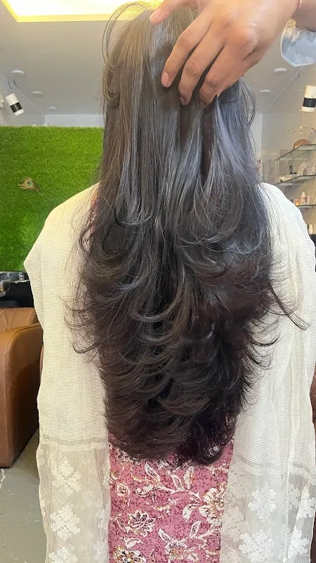 Elysian luxury unisex salon