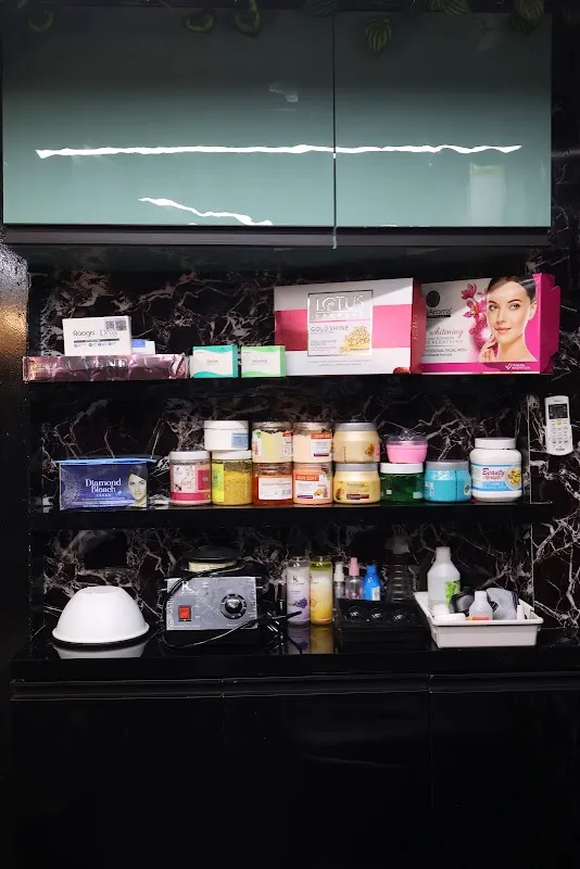 Moxie unisex salon