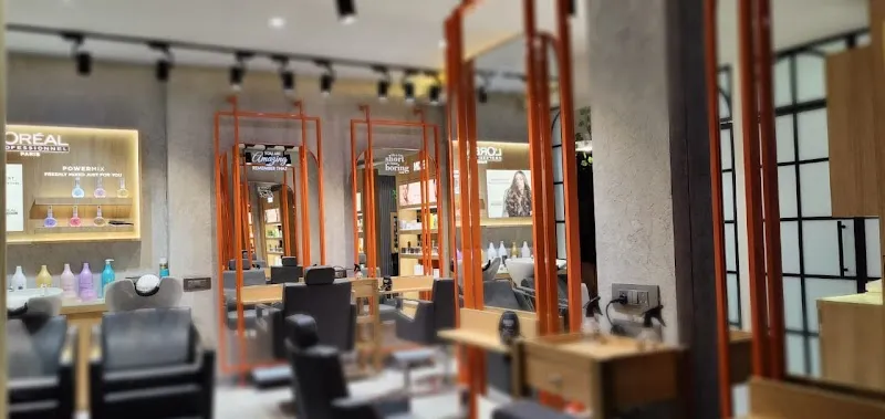 Tangerine X Unisex Salon